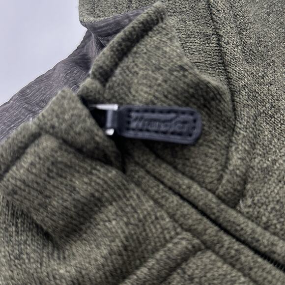 Wrangler Authentics Men’s Green 1/4 Zip Sweater Long Sleeve Pullover Size M - Picture 9 of 9